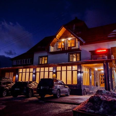 Гуцульська Світлиця Hotel Bukovel Exterior foto