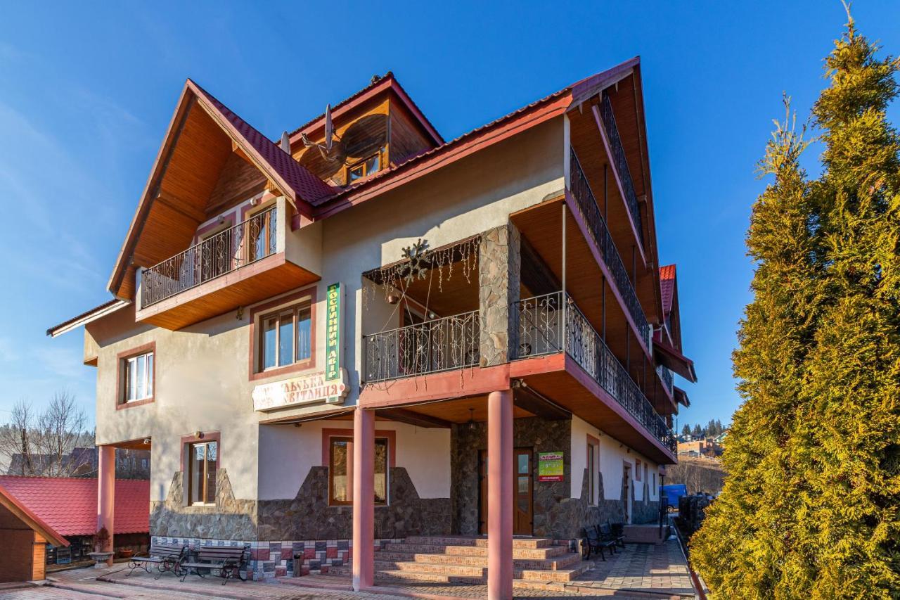 Гуцульська Світлиця Hotel Bukovel Exterior foto